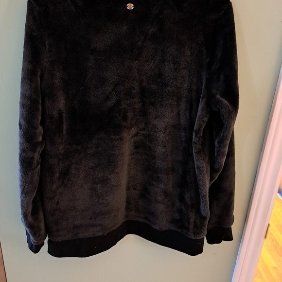 Cozy box sweater.  Great for layering! - Picture 5 of 5